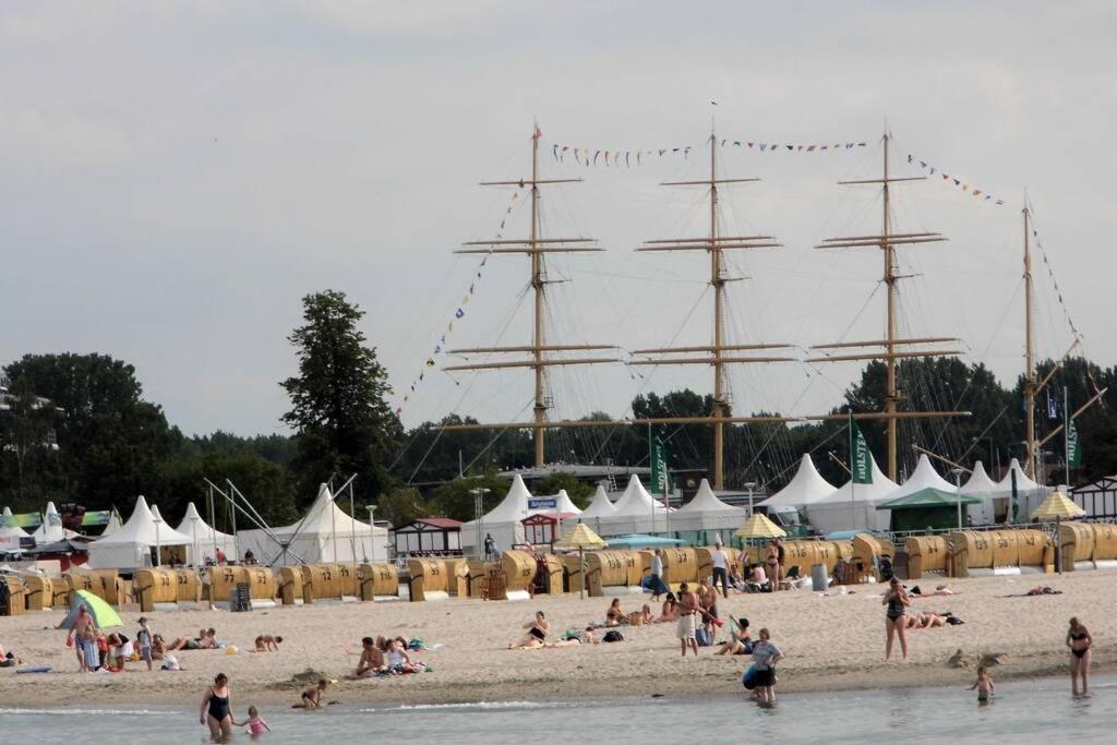 Traveloge Mit Schwimmbad Und Sauna Lübeck Exterior foto